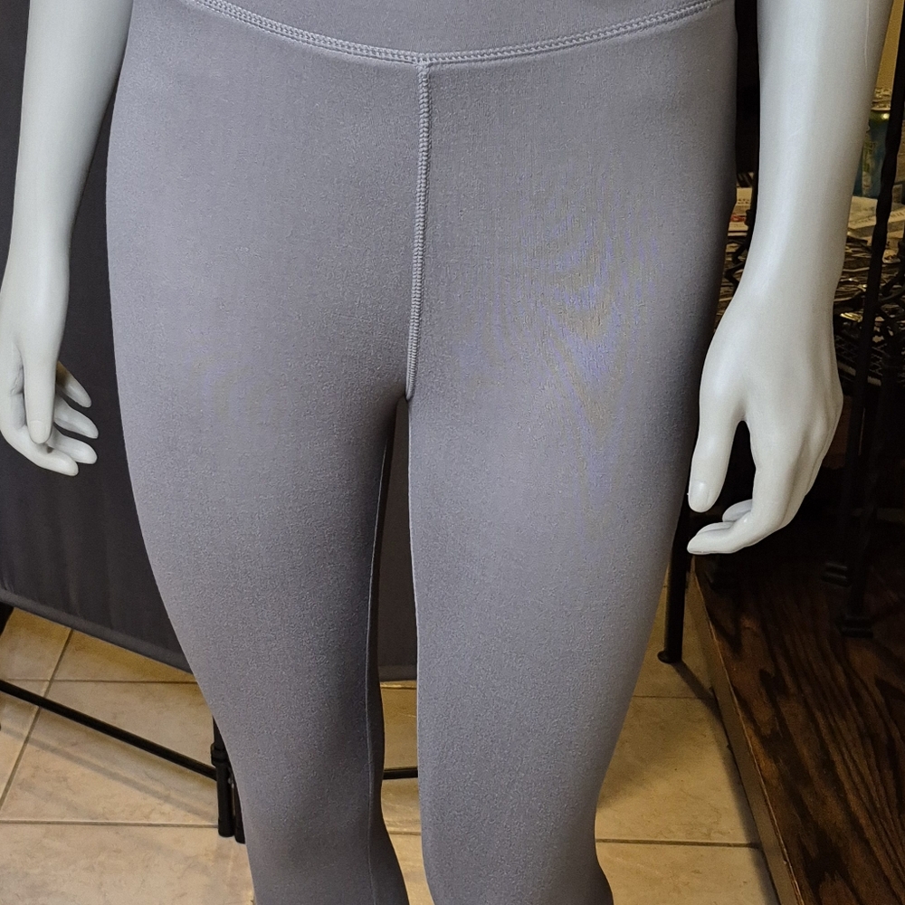 Hurley Charcoal Leggings with Hurley Color Label - Picture 14 of 16